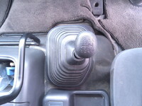 いすゞフォワードミキサー車（コンクリートミキサー）増トン（6t・8t）[写真34]