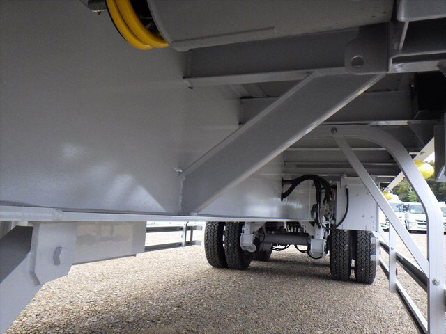 その他のメーカーその他の車種ウイングトレーラー大型（10t）[写真18]