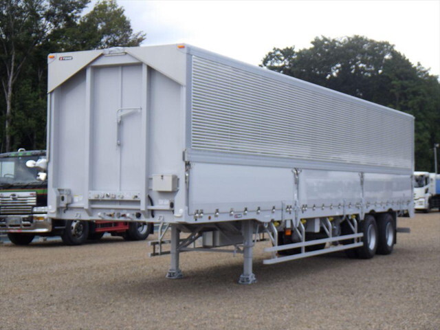 その他のメーカーその他の車種ウイングトレーラー大型（10t）[写真03]