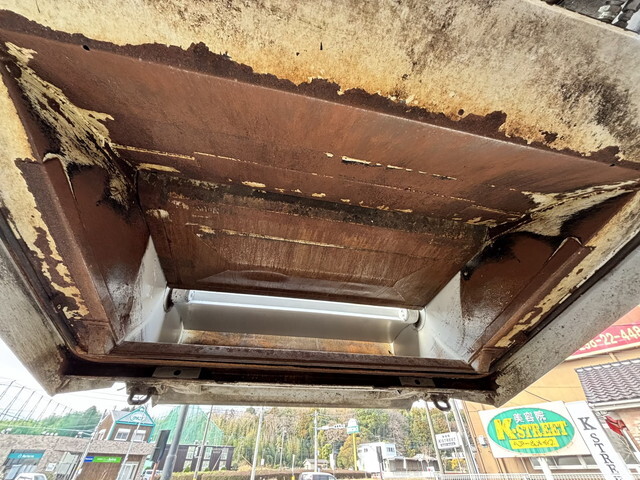 日野レンジャーパッカー車（塵芥車）中型（4t）[写真19]