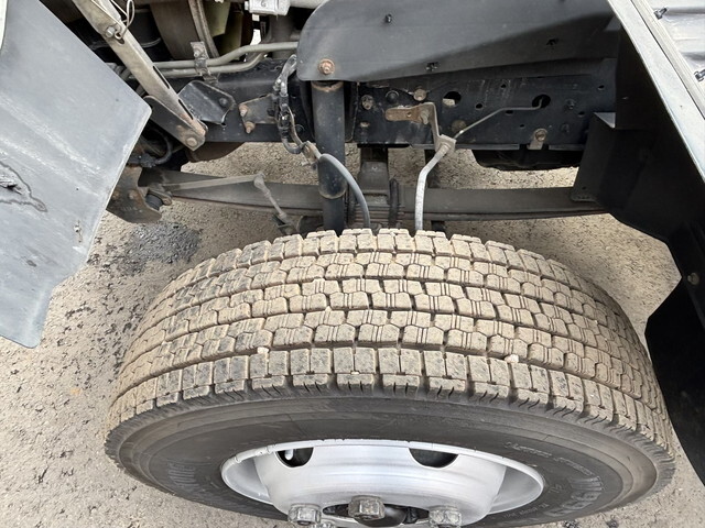 日野レンジャーパッカー車（塵芥車）中型（4t）[写真24]