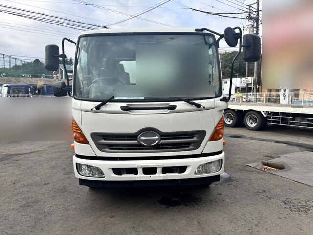 日野レンジャーパッカー車（塵芥車）中型（4t）[写真03]