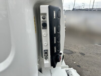 日野レンジャーパッカー車（塵芥車）中型（4t）[写真09]