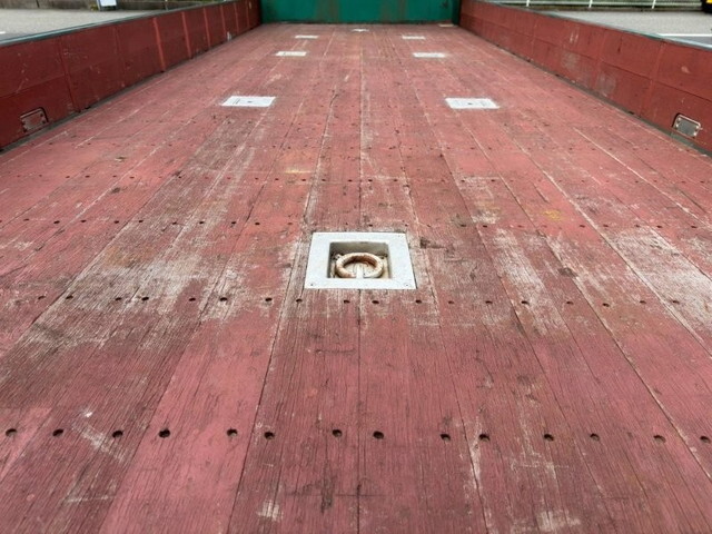 三菱ふそうファイター平ボディ増トン（6t・8t）[写真05]