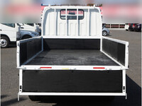 三菱ふそうキャンター平ボディ小型（2t・3t）[写真17]