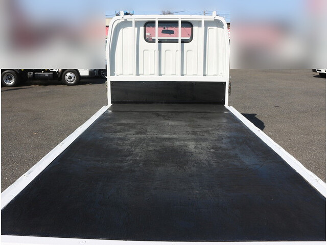 三菱ふそうキャンター平ボディ小型（2t・3t）[写真17]