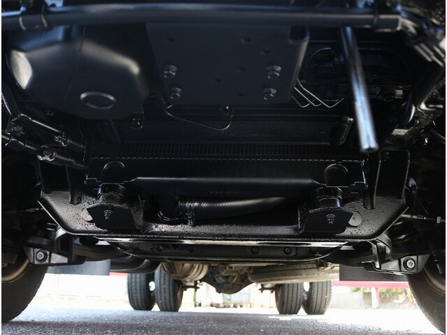 三菱ふそうキャンター平ボディ小型（2t・3t）[写真19]