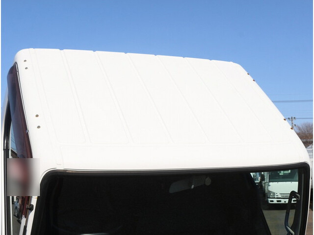 三菱ふそうキャンター平ボディ小型（2t・3t）[写真30]