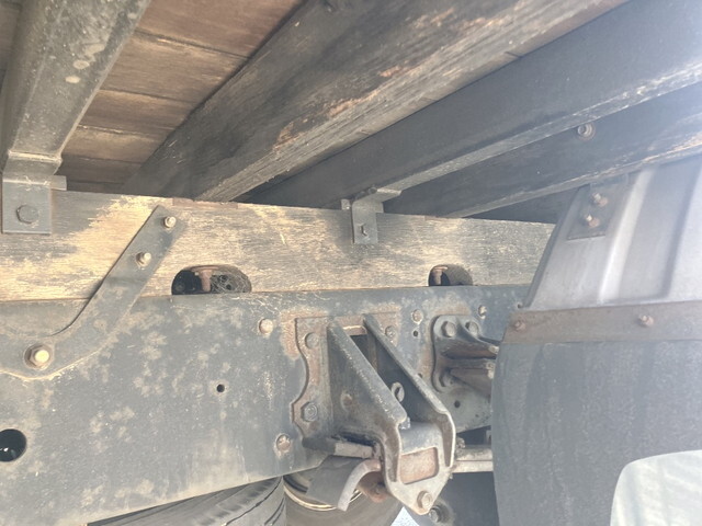 いすゞフォワードクレーン4段中型（4t）[写真21]