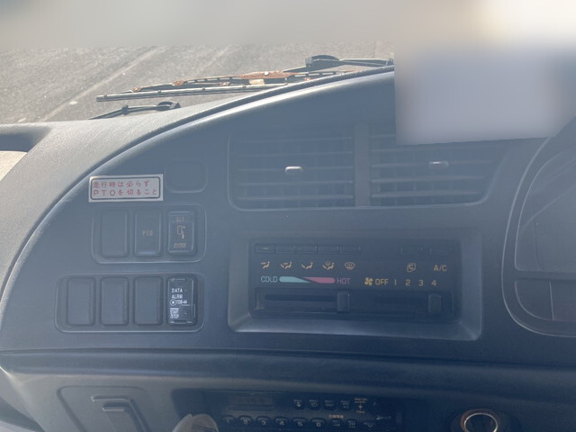 いすゞフォワードクレーン4段中型（4t）[写真33]