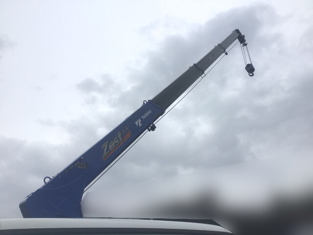 三菱ふそうキャンターダンプ・クレーン付小型（2t・3t）[写真11]