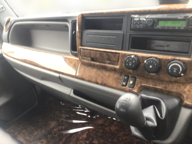 三菱ふそうキャンターダンプ・クレーン付小型（2t・3t）[写真32]