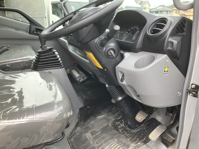 日野デュトロセルフクレーン4段小型（2t・3t）[写真35]