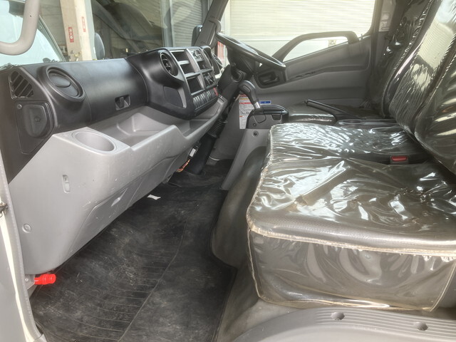 日野デュトロクレーン4段小型（2t・3t）[写真32]