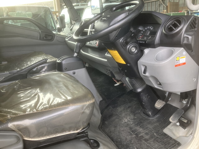 日野デュトロクレーン4段小型（2t・3t）[写真35]