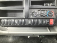 日野デュトロクレーン4段小型（2t・3t）[写真38]