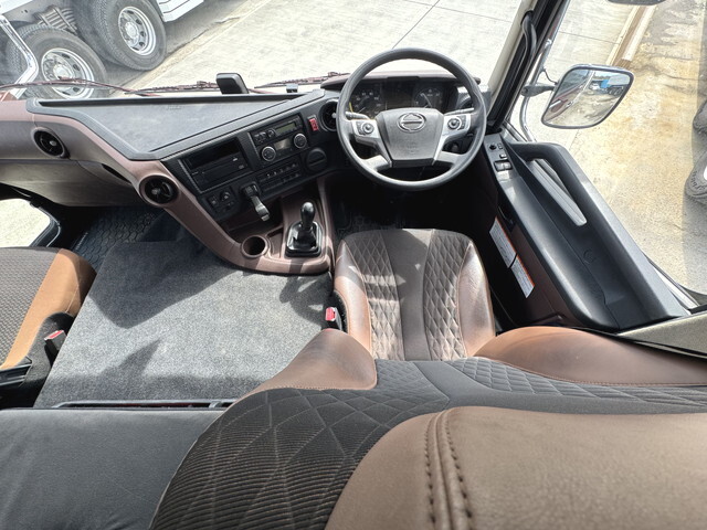 日野プロフィアアルミウイング大型（10t）[写真20]