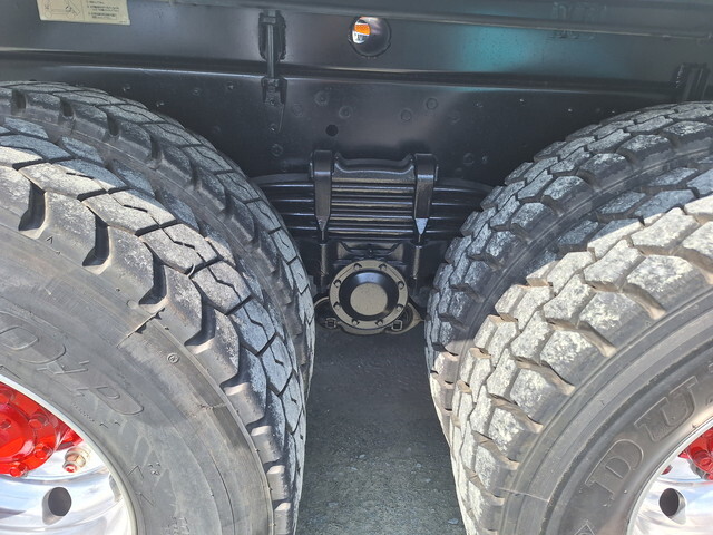 三菱ふそうスーパーグレートダンプ大型（10t）[写真07]