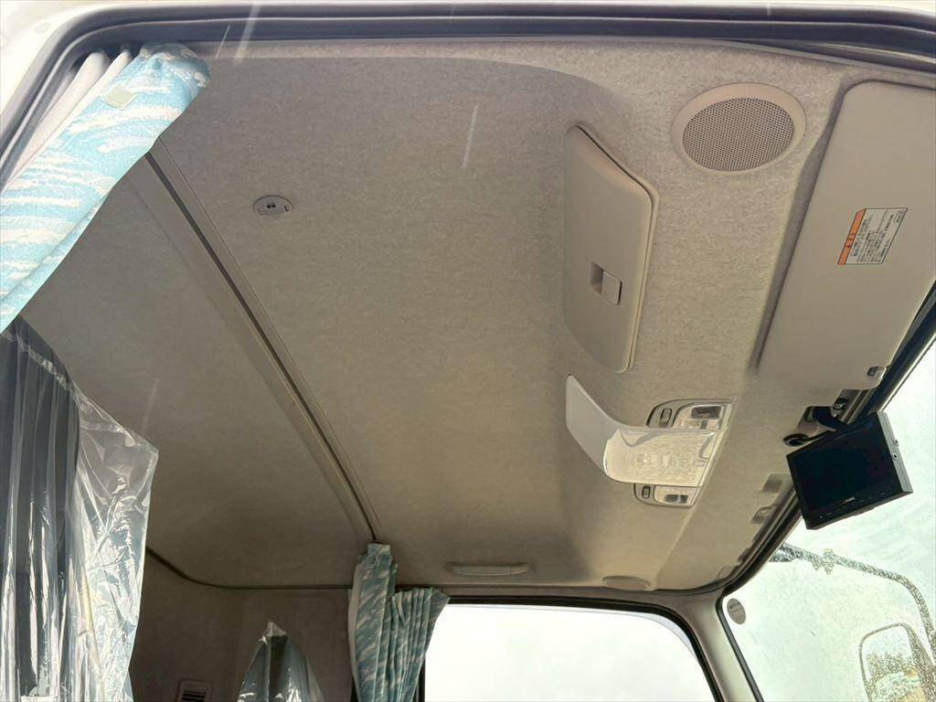 三菱ふそうファイター平ボディ中型（4t）[写真19]