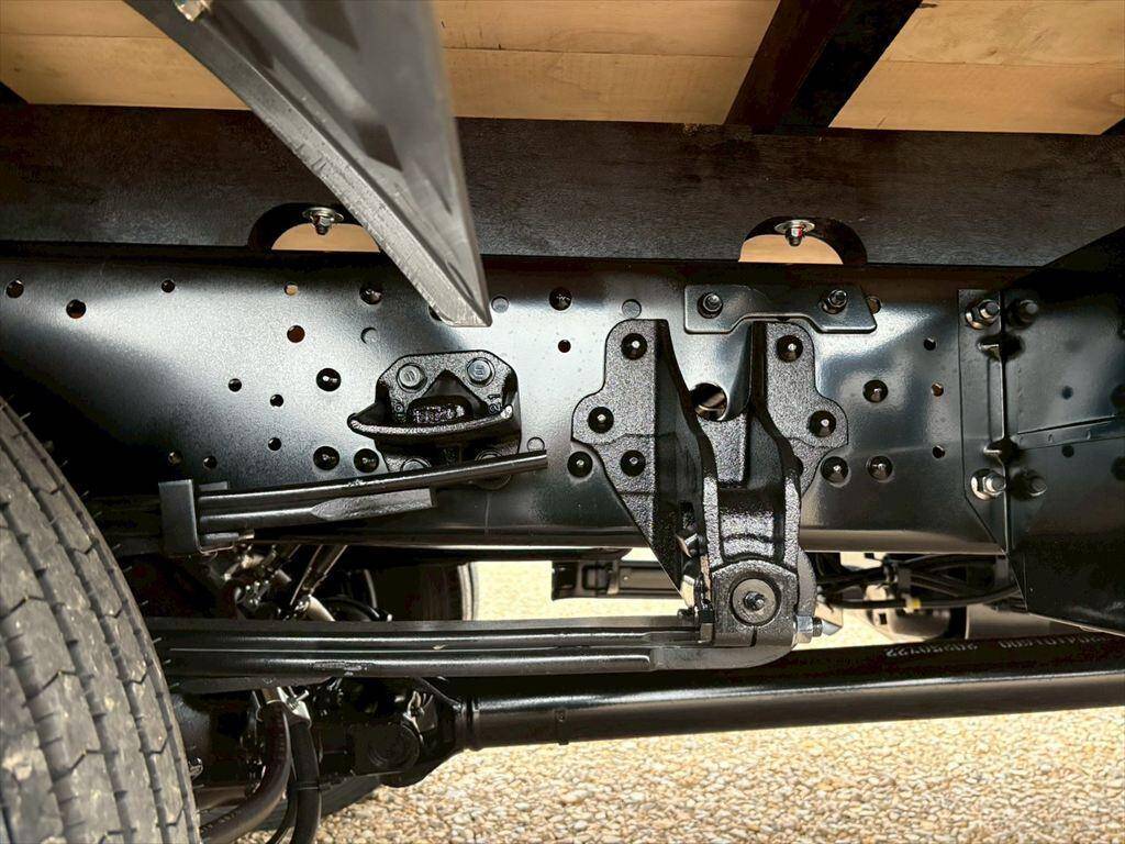 三菱ふそうファイター平ボディ中型（4t）[写真12]