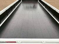 三菱ふそうファイター平ボディ中型（4t）[写真07]