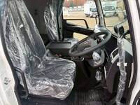 三菱ふそうファイター平ボディ中型（4t）[写真18]