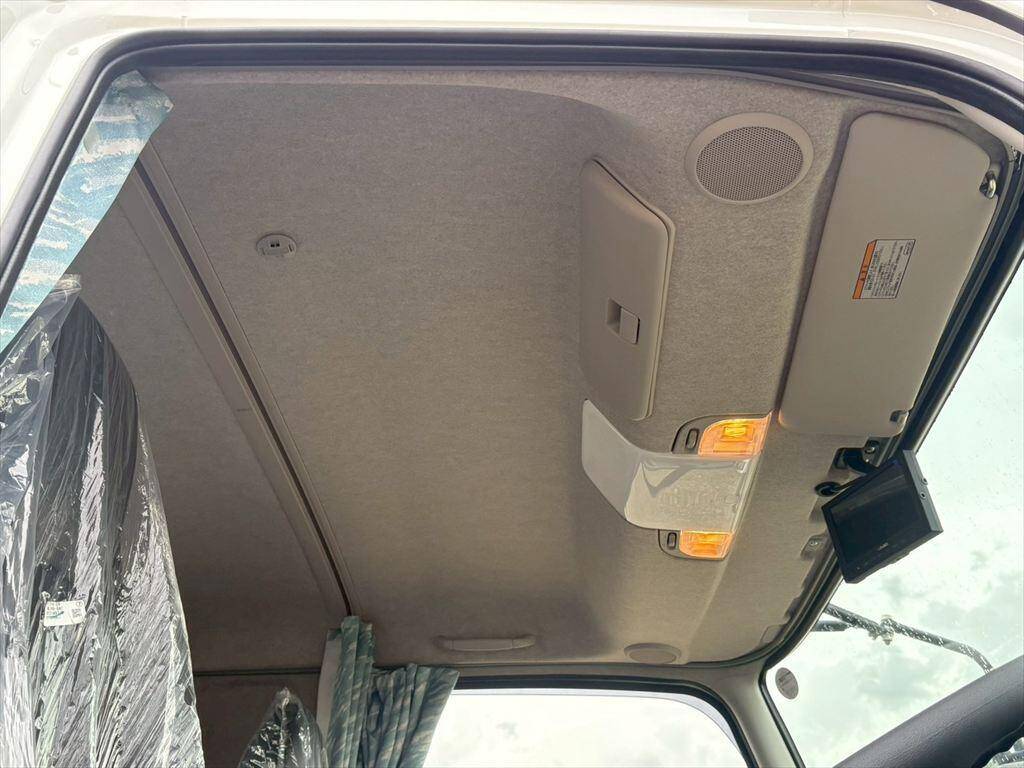 三菱ふそうファイター平ボディ中型（4t）[写真20]