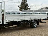 三菱ふそうファイター平ボディ中型（4t）[写真06]