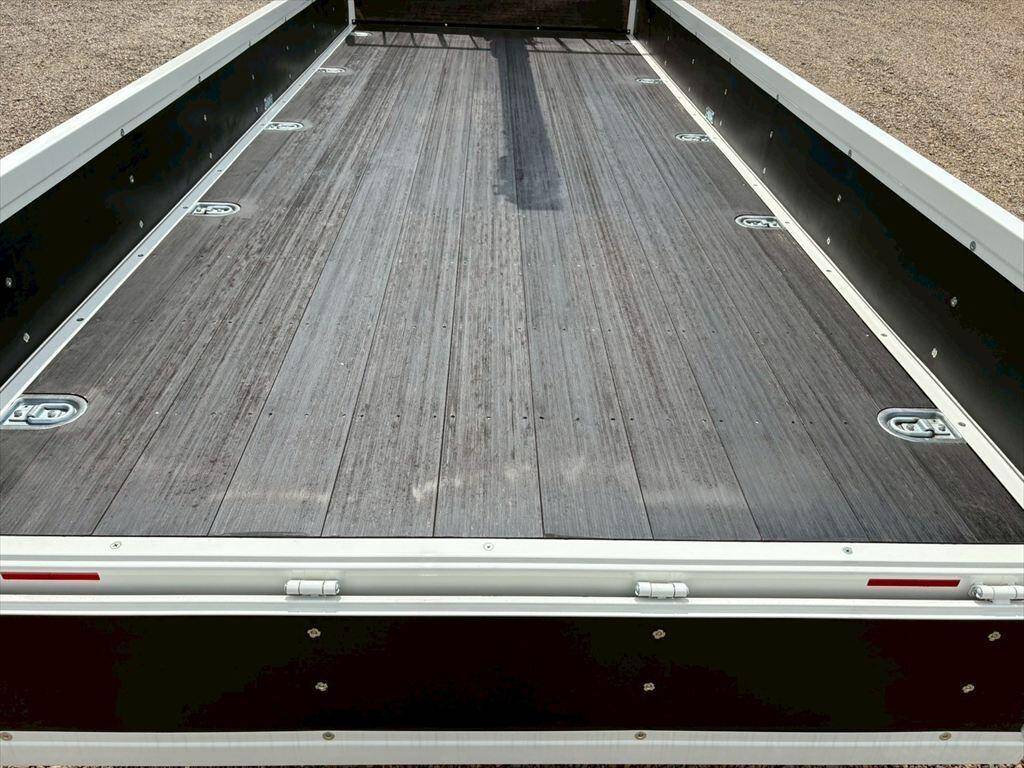 日野レンジャークレーン4段中型（4t）[写真07]