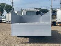 三菱ふそうファイターアルミブロック中型（4t）[写真12]