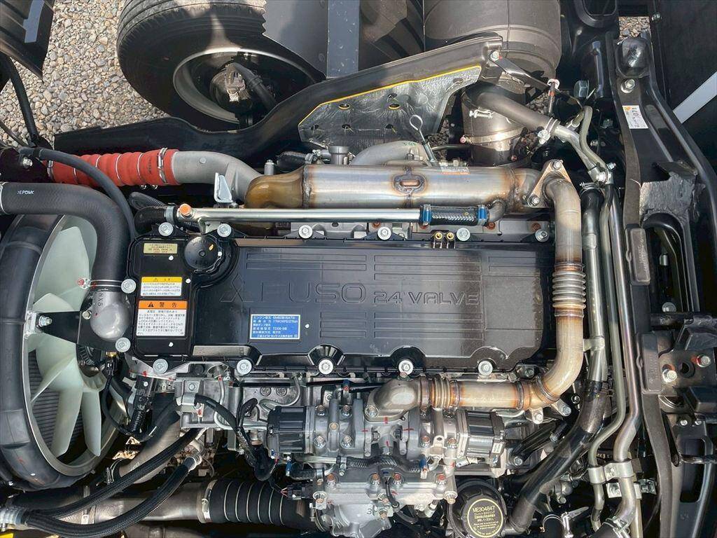 三菱ふそうファイターアルミブロック中型（4t）[写真18]