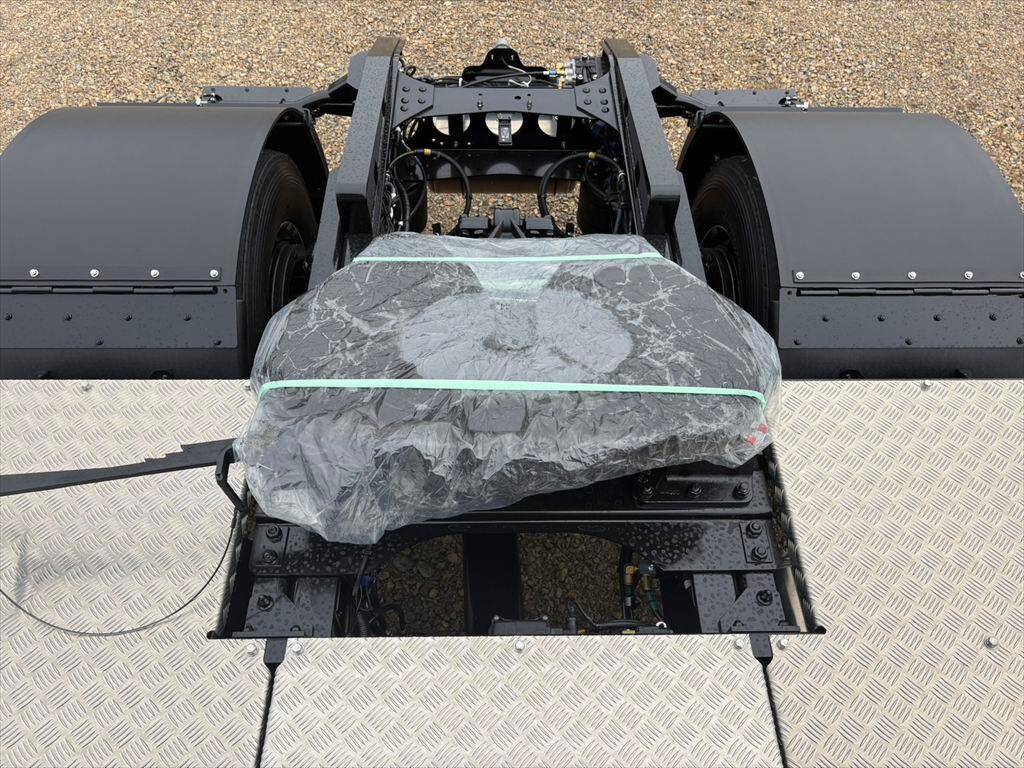 三菱ふそうスーパーグレートトレーラーヘッド（トラクターヘッド）大型（10t）[写真10]