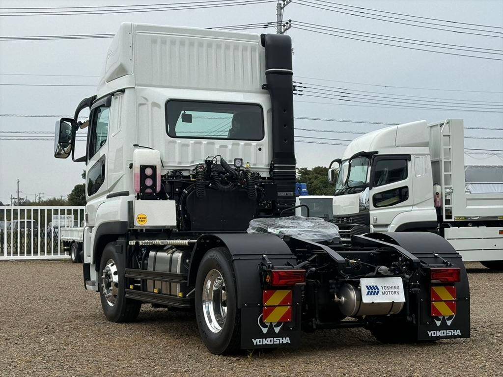 三菱ふそうスーパーグレートトレーラーヘッド（トラクターヘッド）大型（10t）[写真03]