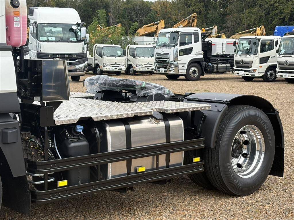 三菱ふそうスーパーグレートトレーラーヘッド（トラクターヘッド）大型（10t）[写真06]