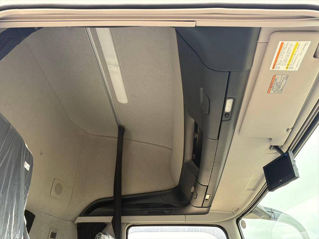 三菱ふそうスーパーグレートトレーラーヘッド（トラクターヘッド）大型（10t）[写真20]