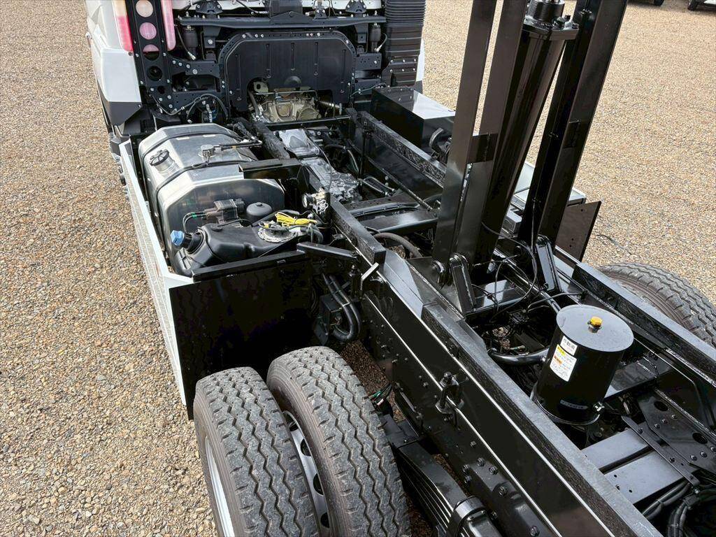 三菱ふそうスーパーグレートダンプ大型（10t）[写真13]