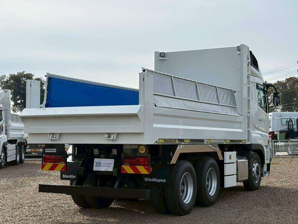 三菱ふそうスーパーグレートダンプ大型（10t）[写真03]