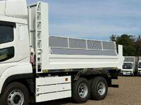 三菱ふそうスーパーグレートダンプ大型（10t）[写真06]