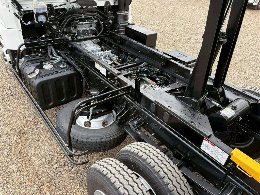 三菱ふそうファイターダンプ中型（4t）[写真14]