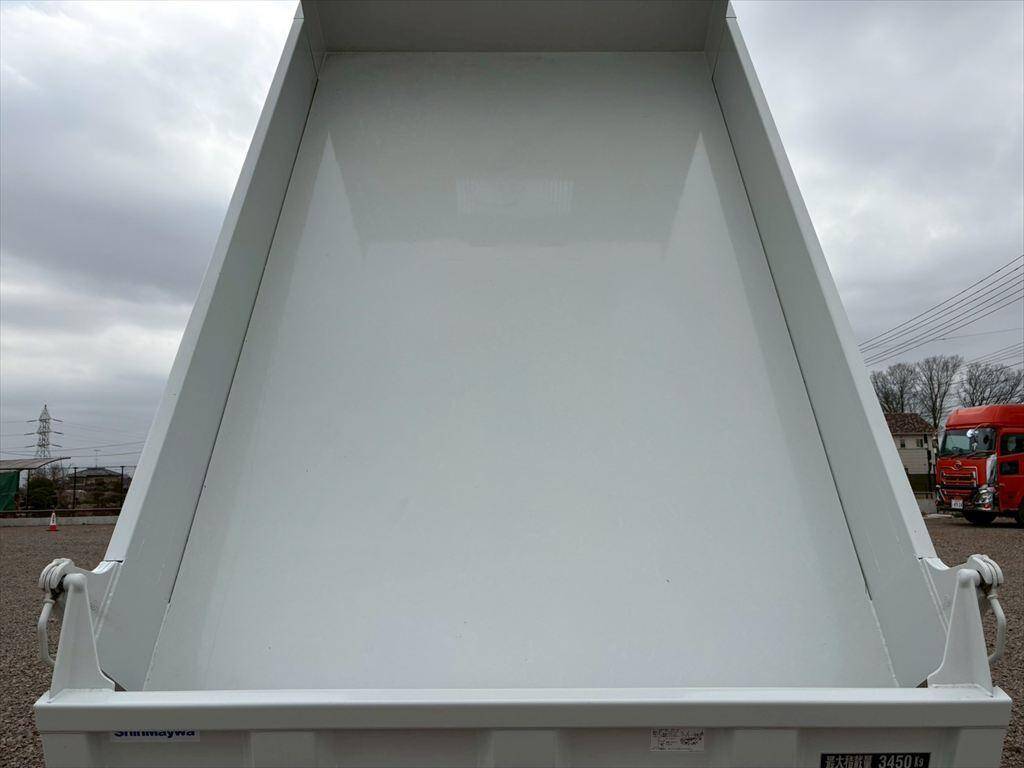 三菱ふそうファイターダンプ中型（4t）[写真07]