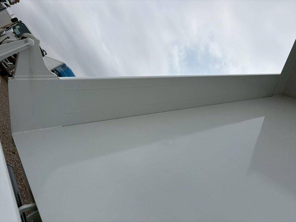 三菱ふそうファイターダンプ中型（4t）[写真08]