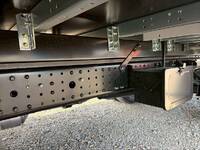 三菱ふそうキャンターアルミバン小型（2t・3t）[写真14]