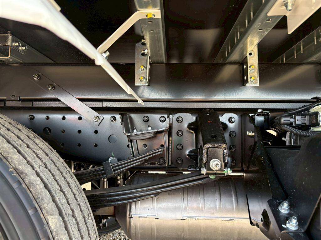 三菱ふそうキャンターアルミバン小型（2t・3t）[写真15]