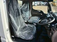 三菱ふそうキャンターアルミバン小型（2t・3t）[写真20]