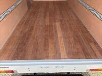 三菱ふそうキャンターアルミバン小型（2t・3t）[写真09]