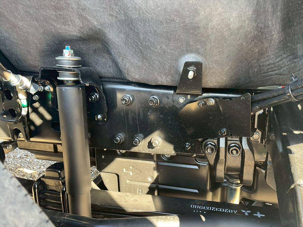 三菱ふそうスーパーグレートトレーラーヘッド（トラクターヘッド）大型（10t）[写真14]