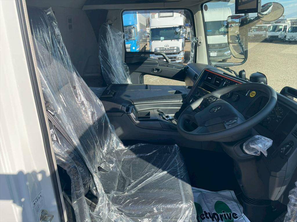 三菱ふそうスーパーグレートトレーラーヘッド（トラクターヘッド）大型（10t）[写真18]