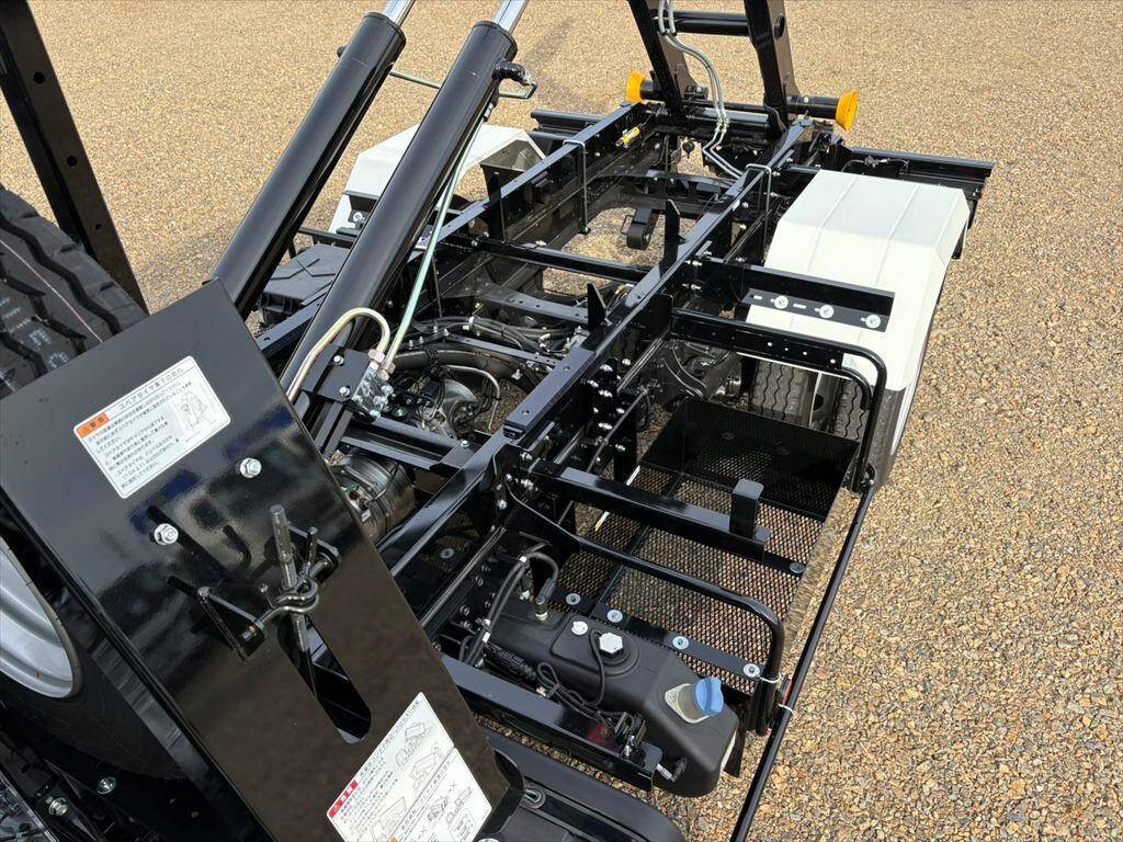 三菱ふそうファイターコンテナ専用車中型（4t）[写真11]