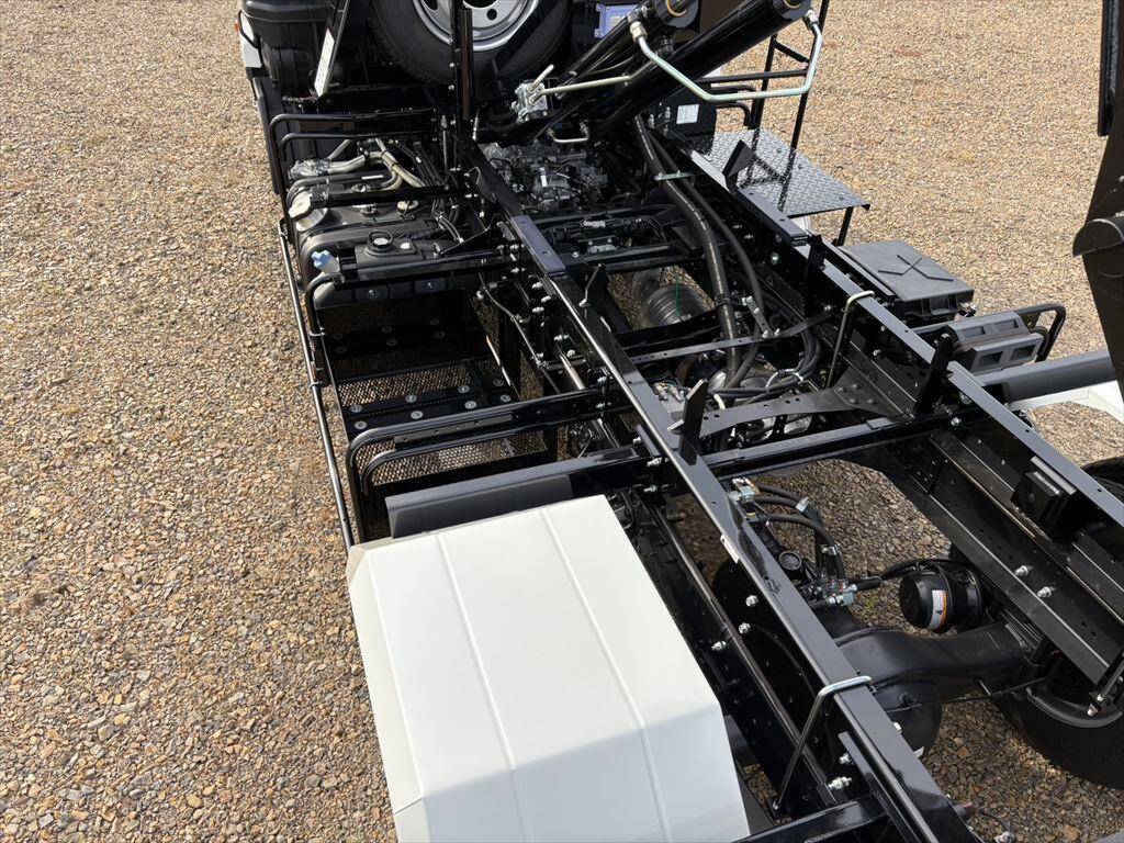 三菱ふそうファイターコンテナ専用車中型（4t）[写真12]