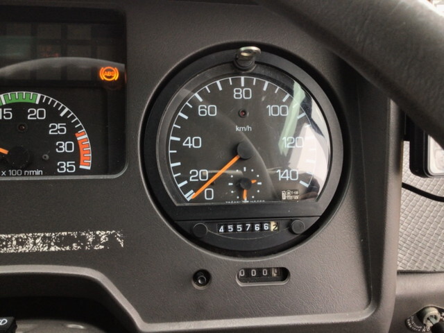 三菱ふそうエアロミディマイクロバス[写真15]